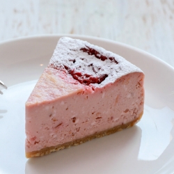 チェリーフランボワーズチーズケーキ